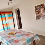 펜션 Maison De La Famille Et Des Amis 비스카로세