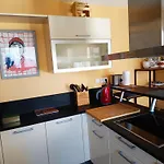 Maison De La Famille Et Des Amis 펜션