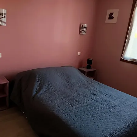 Holiday home Maison De La Famille Et Des Amis