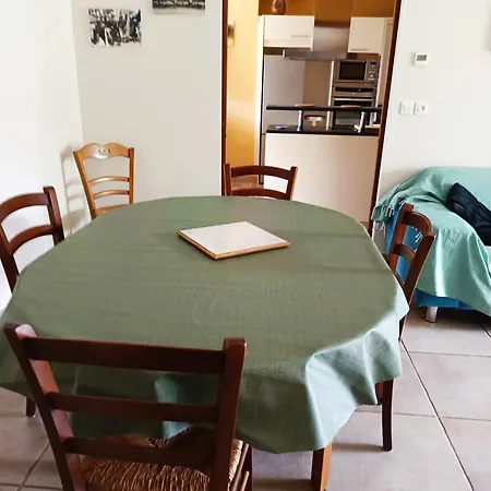 Maison De La Famille Et Des Amis *